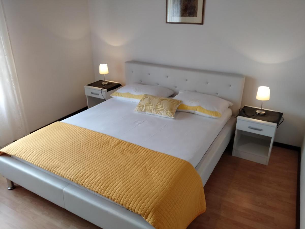 קרק Apartman Avsec מראה חיצוני תמונה
