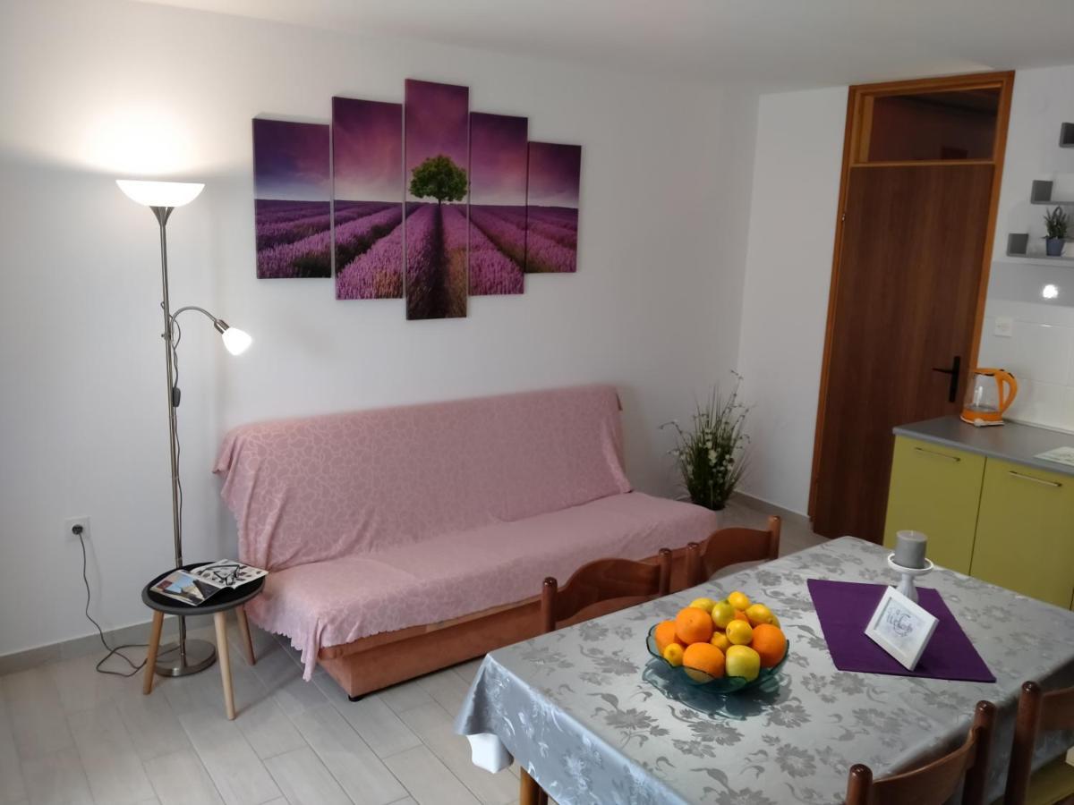קרק Apartman Avsec מראה חיצוני תמונה